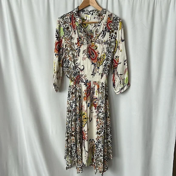 Fig and Flower NWT Boho Cream Floral 3/4 Sleeve Uneven Hem Dress **Size M** 🌸🌺 - Picture 1 of 5